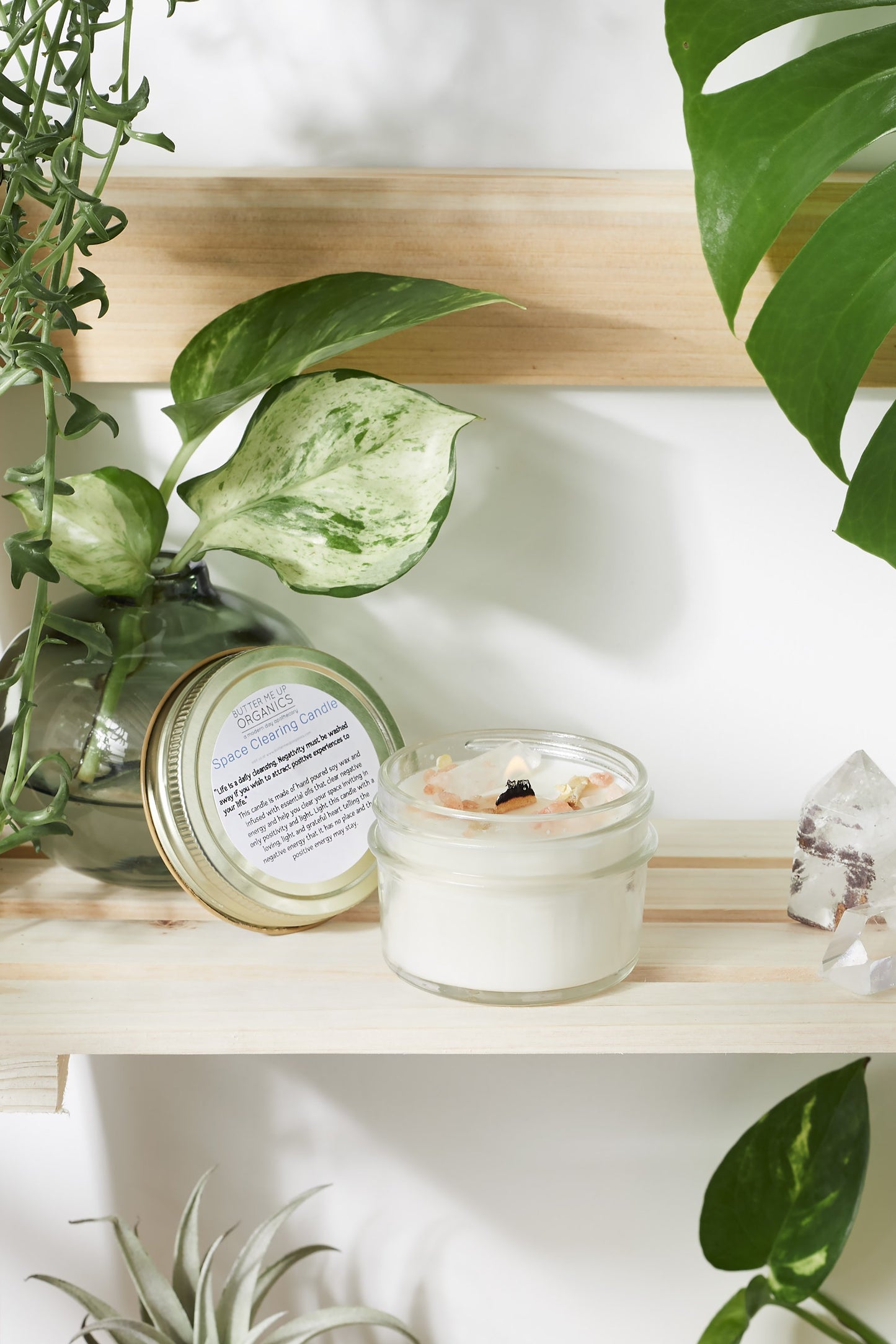 Lemon, lavender, and cedarwood Candle/ Vela de Limon y Lavanda